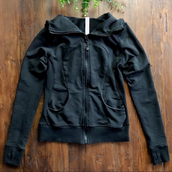lululemon athletica Tops - Lululemon • Black Scuba Hoodie